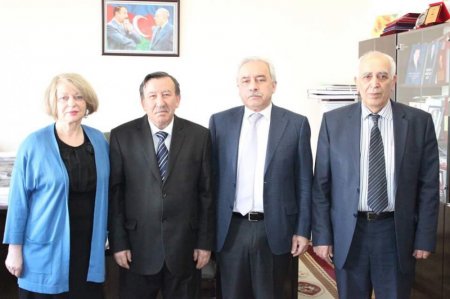 Tacikistan Elmlər Akademiyasının tanınmış akademiki Karomatullo Olimov ilə görüş keçirilib