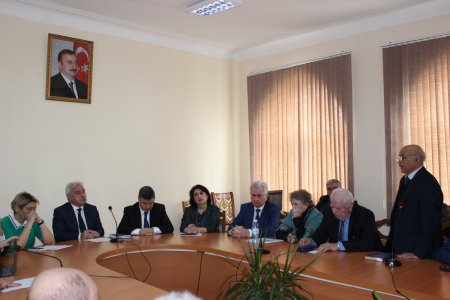 Состоялся круглый стол на тему «Философское осмысление истории Азербайджана и современный период»
