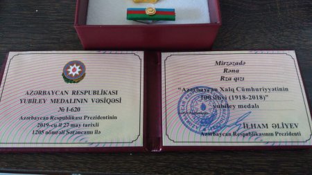 Professor Rəna Mirzəzadəyə “Azərbaycan Xalq Cümhuriyyəti - 100” medalı verildi