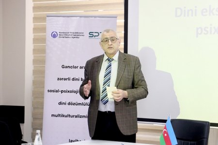 A seminar was held at the Center for Multiculturalism