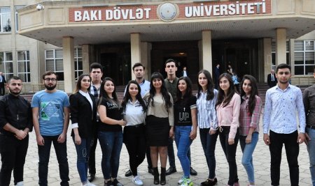 Gənc alim Günel Məlikli Heydər Əliyev Fondunun 20 illiyinə həsr olunmuş genişmiqyaslı fəaliyyəti haqqında  Bakı Dövlət Universitetinin tələbələrinə mühazirə deyib