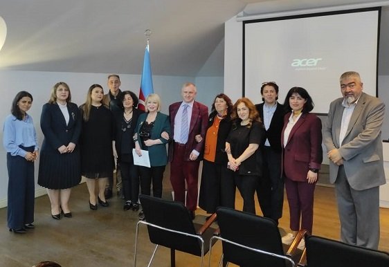 “Türk miniatür sənətinin vizual kodu: ənənə və müasirlik” mövzusunda elmi-praktik konfrans keçirilib