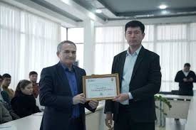 Kokand Universitetində azərbaycanlı alimə təşəkkürnamə təqdim olunub