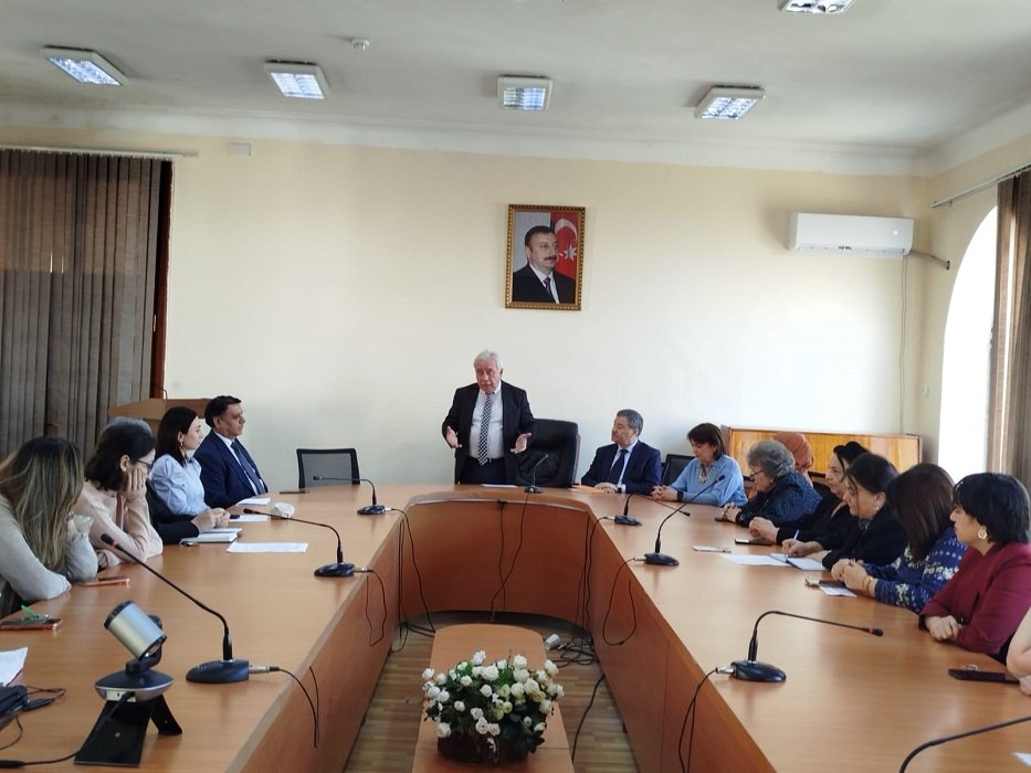 “Qadın alimlər elmdə” mövzusunda dəyirmi masa keçirilib