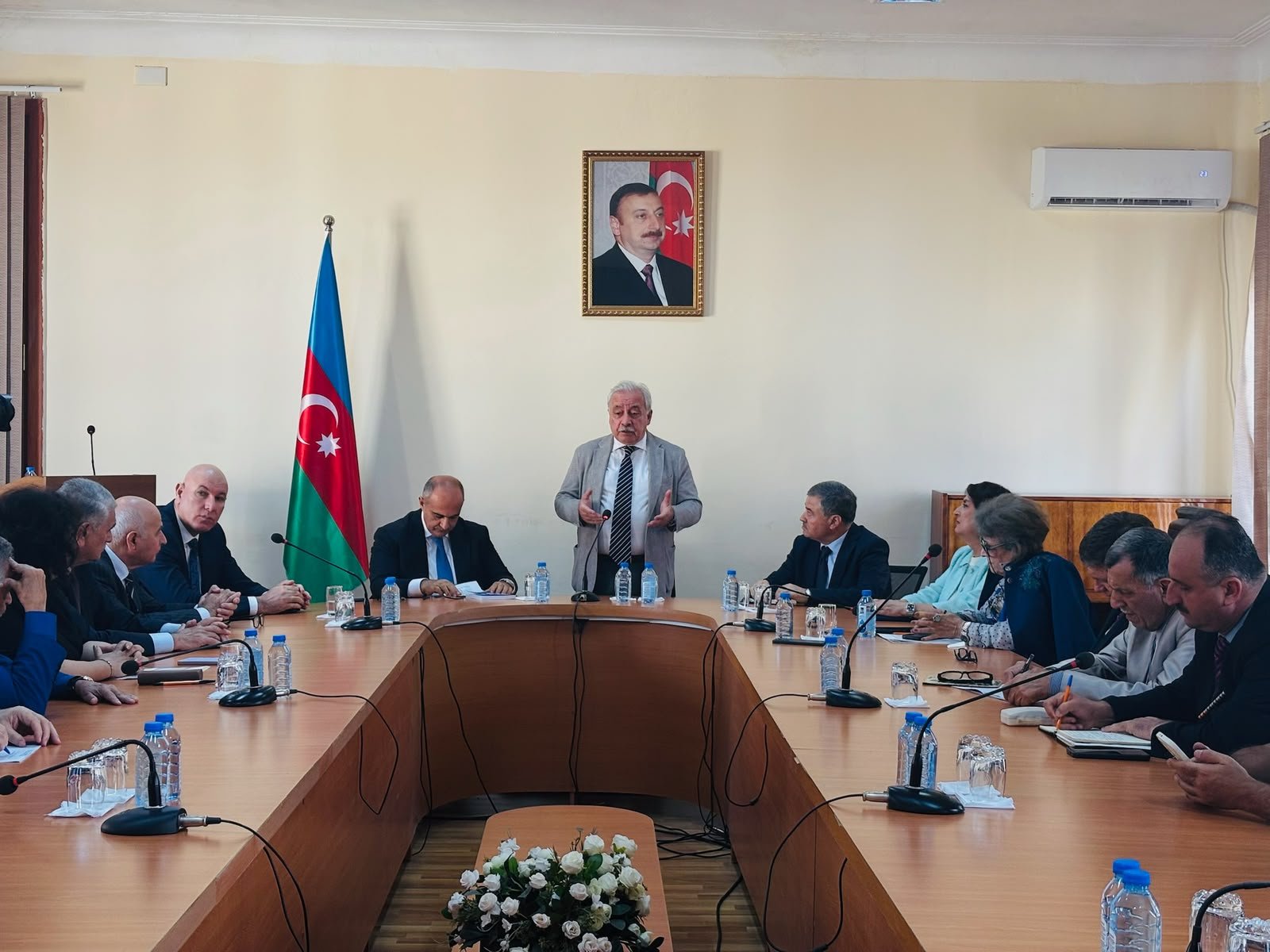Fəlsəfə və Sosiologiya İnstitutu ilə Bakı Slavyan Universiteti arasında elmi görüş keçirilib